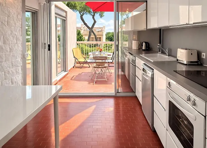 Les Lilas, 4 Personnes Hyères