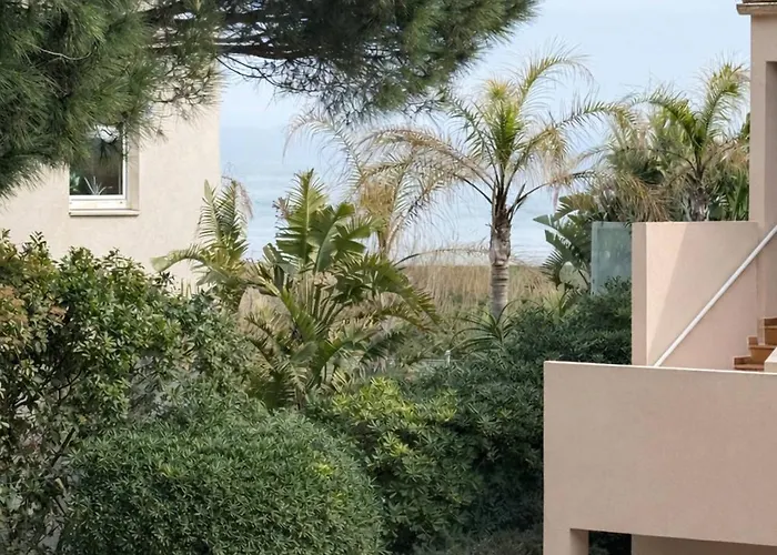 Les Lilas, 4 Personnes * Hyères